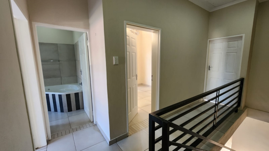 To Let 3 Bedroom Property for Rent in Cashan North West